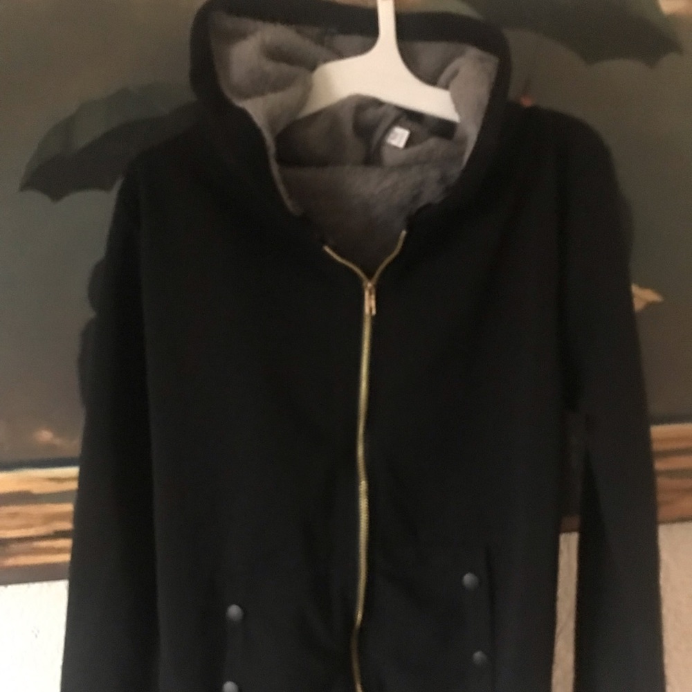 Decorative Button Fleece Lined hoodie women’s size M with gold tone zipper